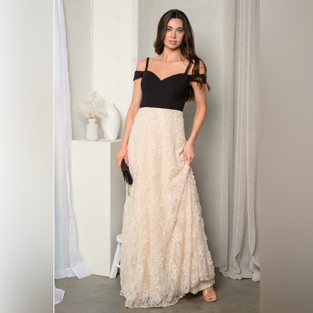 outique Black & Beige Lace Maxi Dress Off Shoulder Formal Elegant Size L NWT